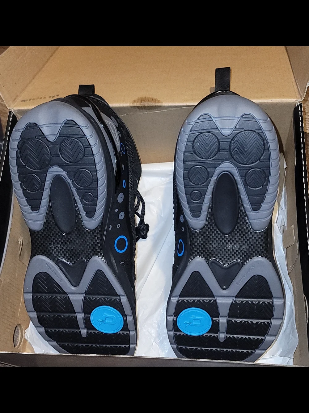 Black Q4 Sports 495 KOM size 9.5 New With Box